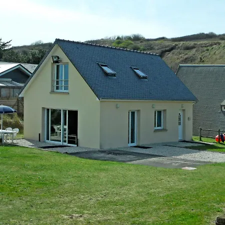 Holiday home Chez Lilo By Interhome Saint-Laurent-sur-Mer