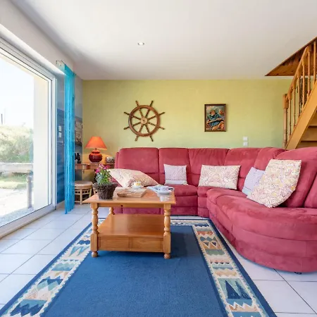 Holiday home Chez Lilo By Interhome Saint-Laurent-sur-Mer